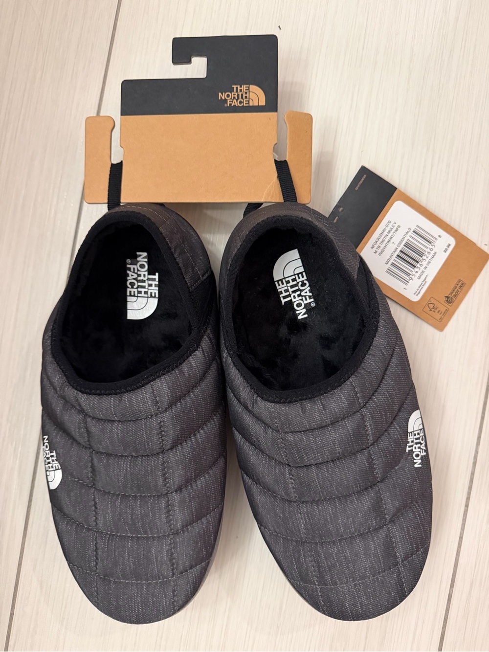 North Face Thermoball mule V Slip-On shoes Slippers Gray 7 men’s 8.5 women’s